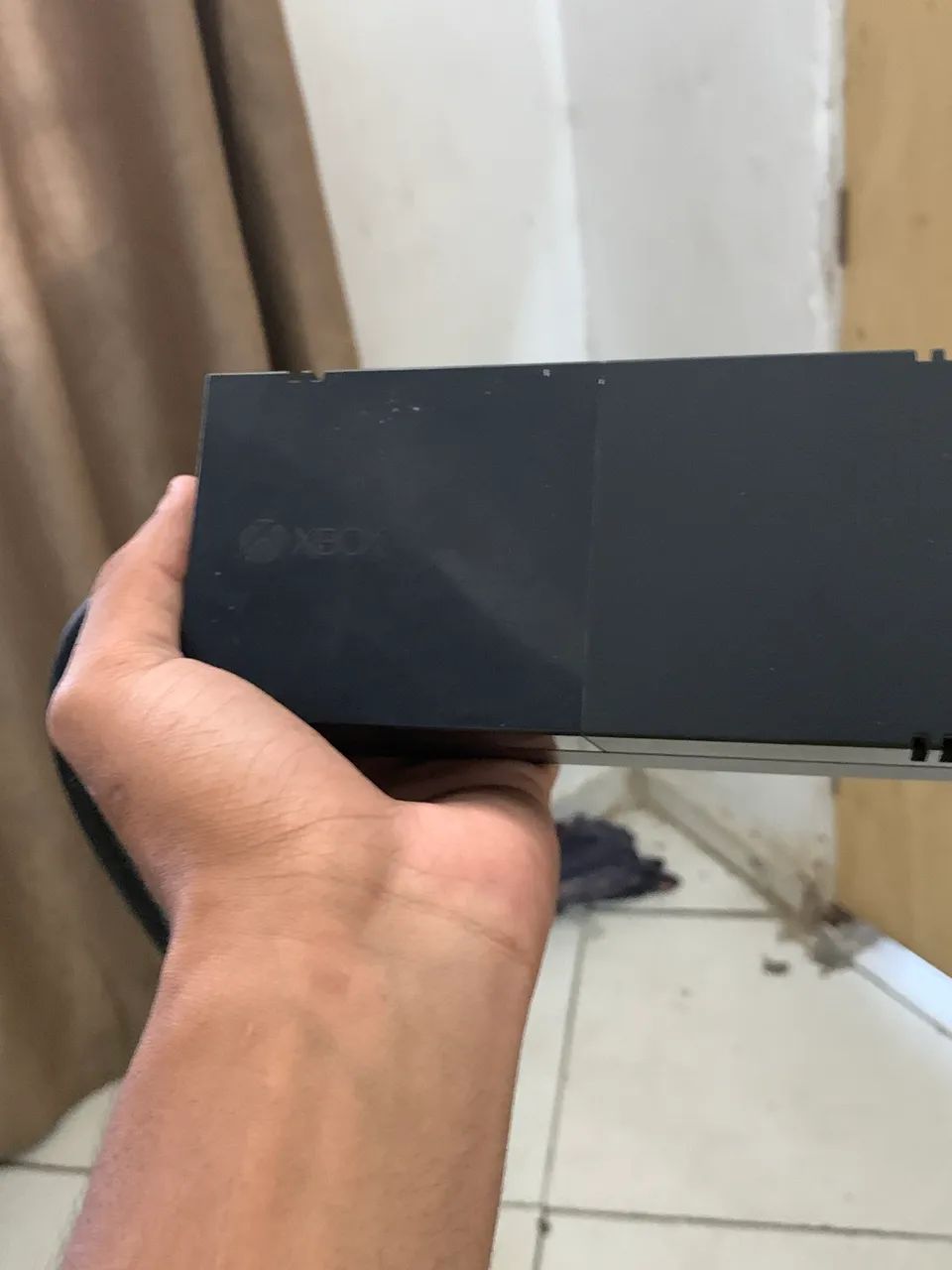 XBOX ONE 500GB USADO COM JOGO!! - Foto 4