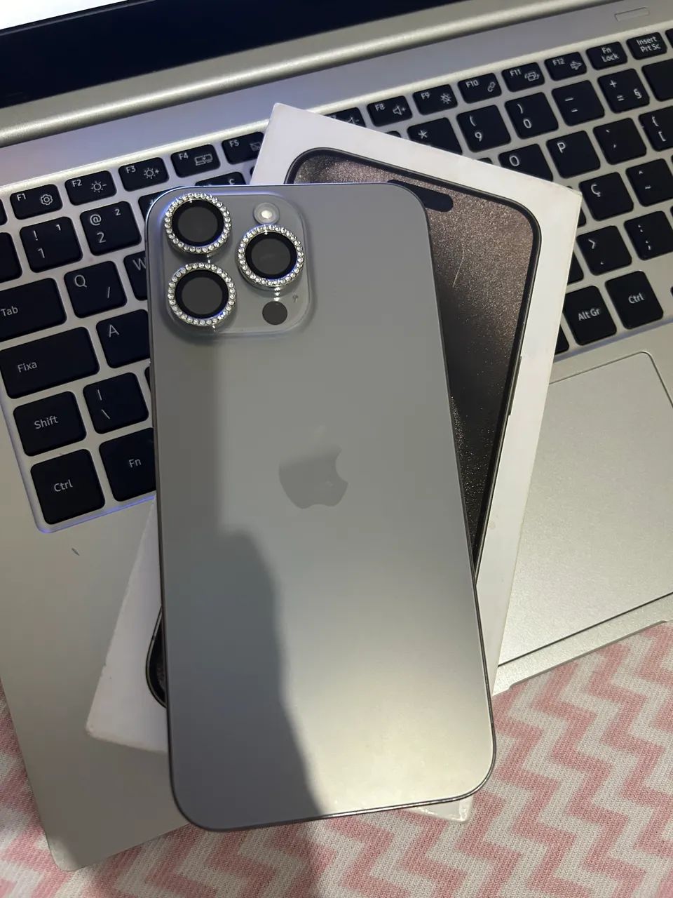 Iphone 15 Pro Max - Foto 4