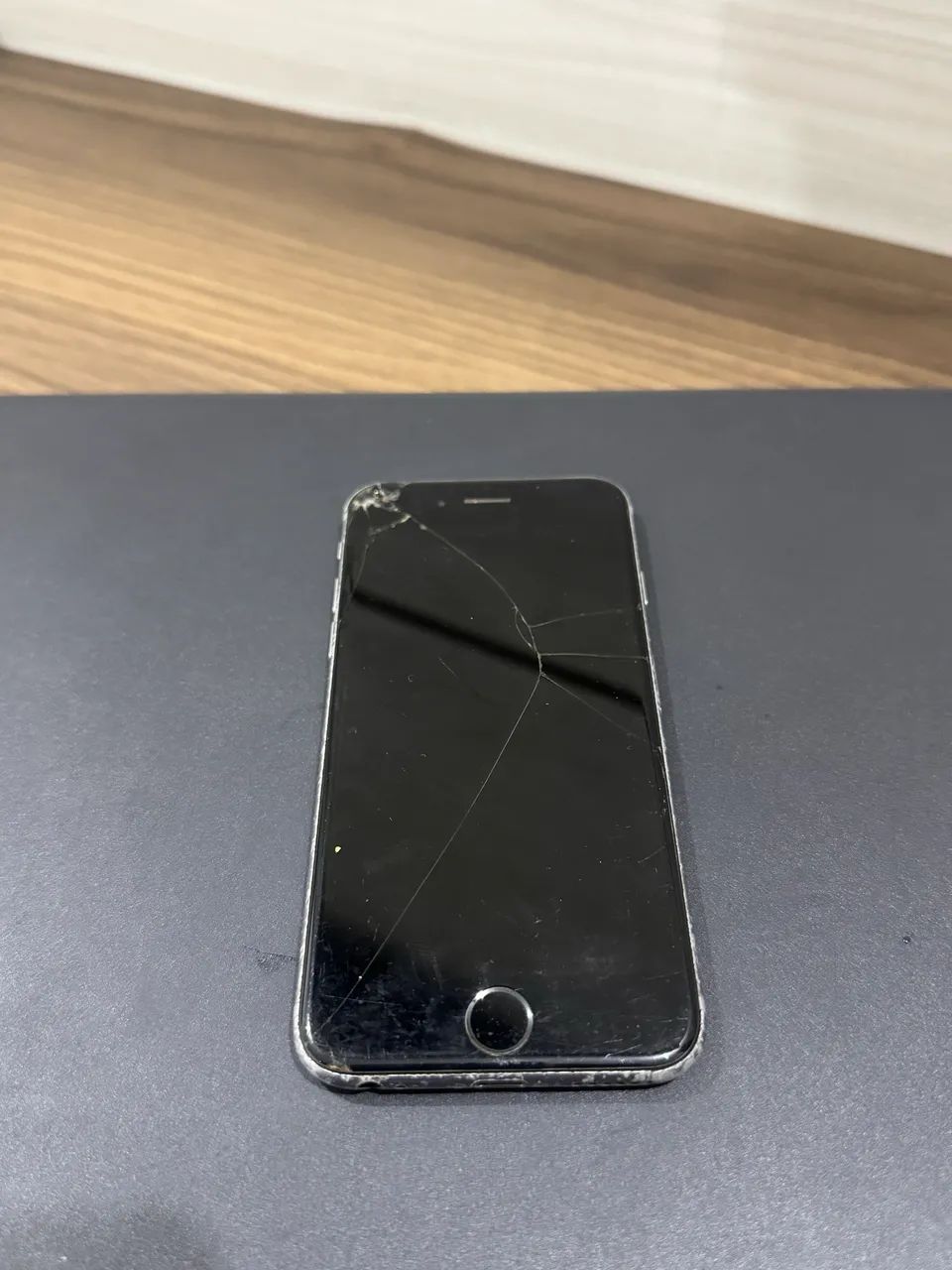 3 iPhones - Foto 4