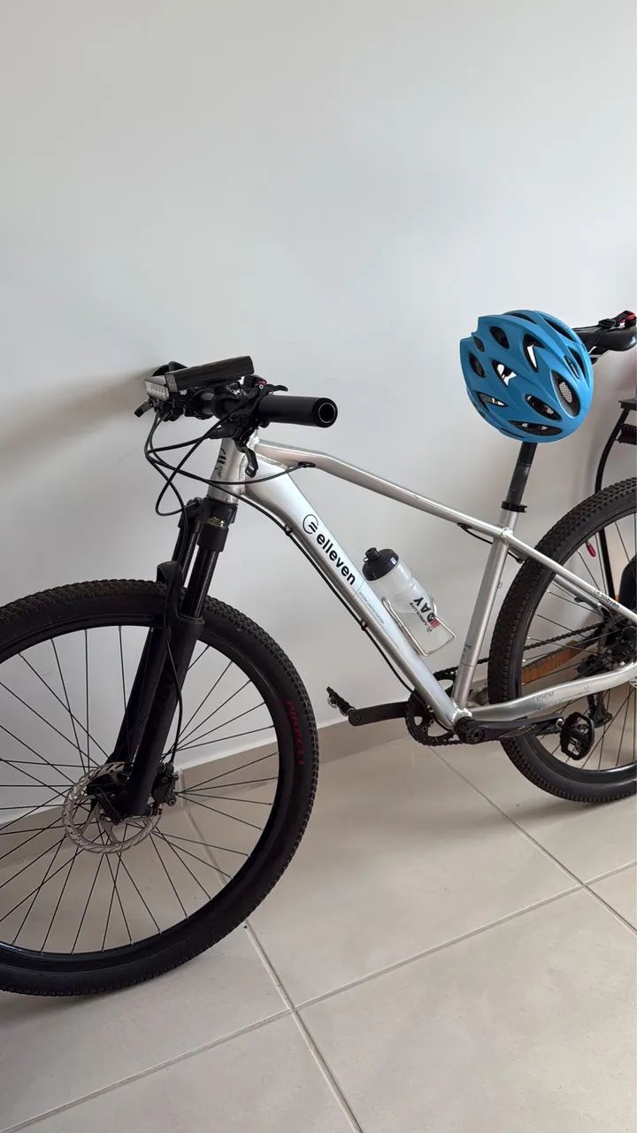 Bicicleta Elleven aro 29