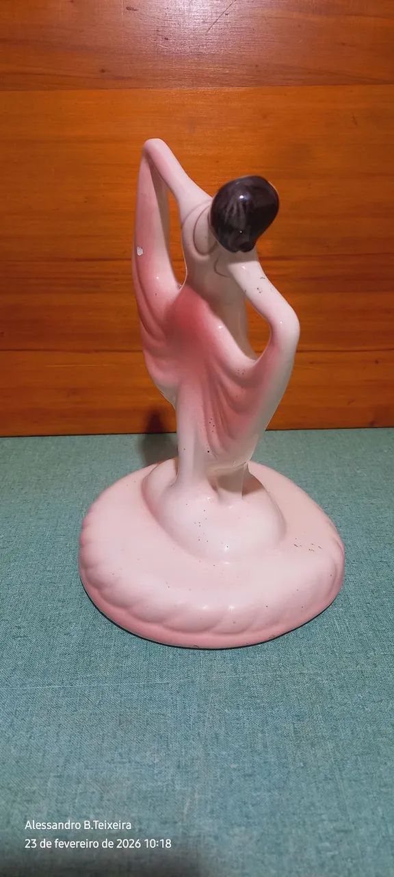 Estátua em porcelana década 50 - Foto 4