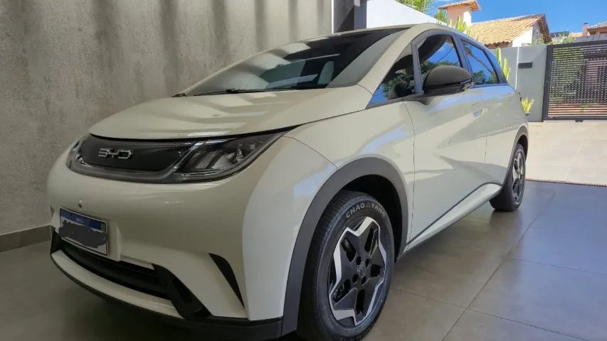 BYD Dolphin EV (Elétrico) 2024