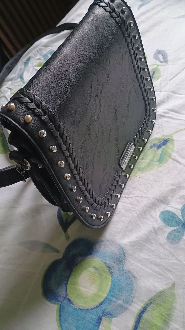 Bolsa feminina em couro  - Foto 5