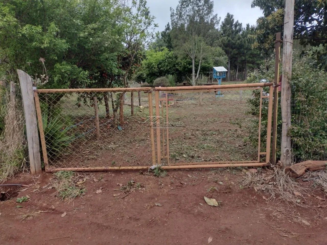 Vende Chácara em Nova Campina 1650m² Prox Itapeva