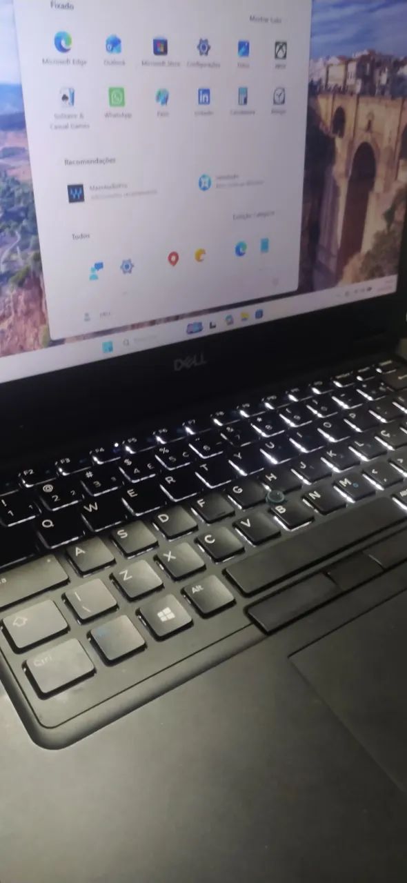 Notebook Dell core i5 8°Geração,8gb,256gb (bateria viciada) - Foto 4