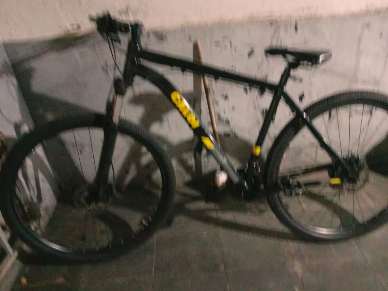 Vendo bicicleta aro 29 - Foto 4