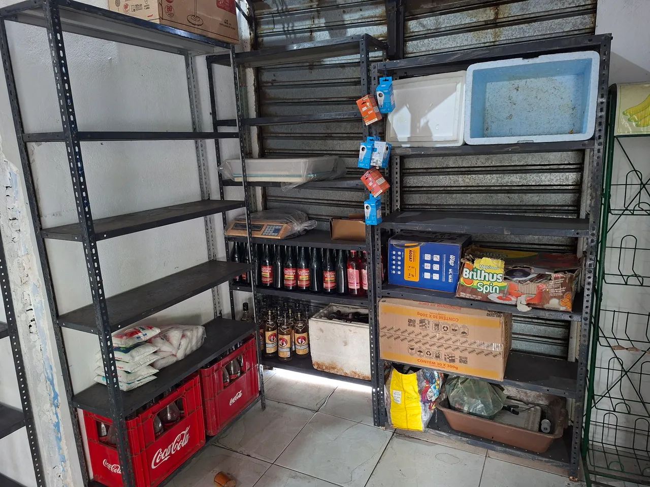 Balança, prateleiras, e mesa de corte - Foto 3