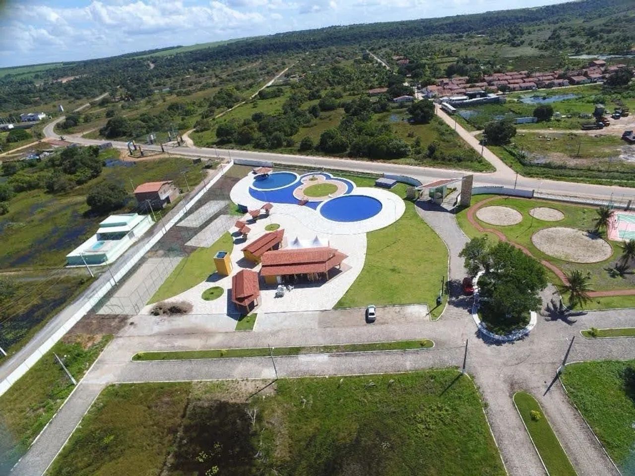 Condomínio oásis do mar (Lucena)?