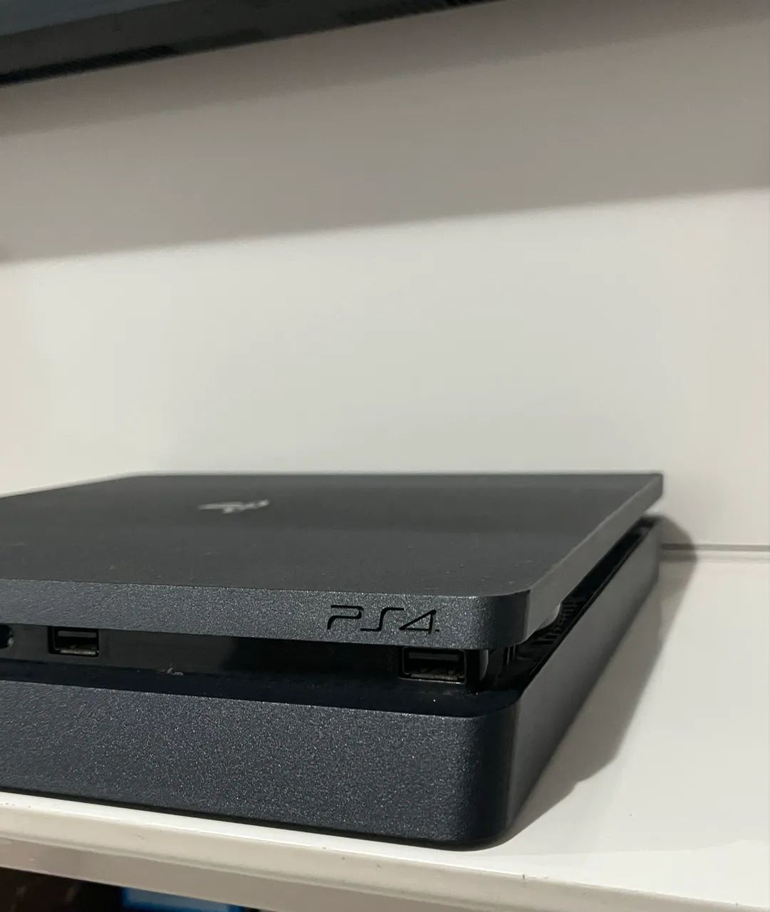 PS4 Slim Impecável - Tudo Funcionando Perfeitamente - Foto 4
