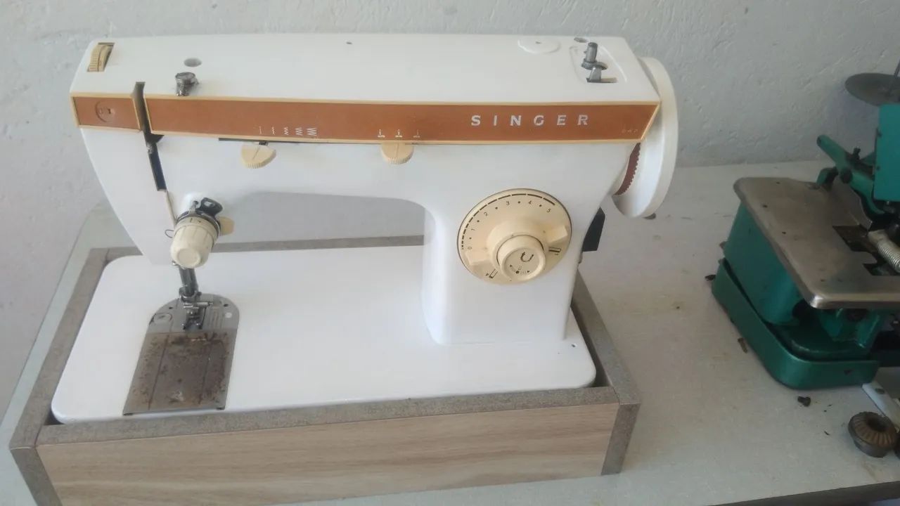 Máquina de costura singer  - Foto 3