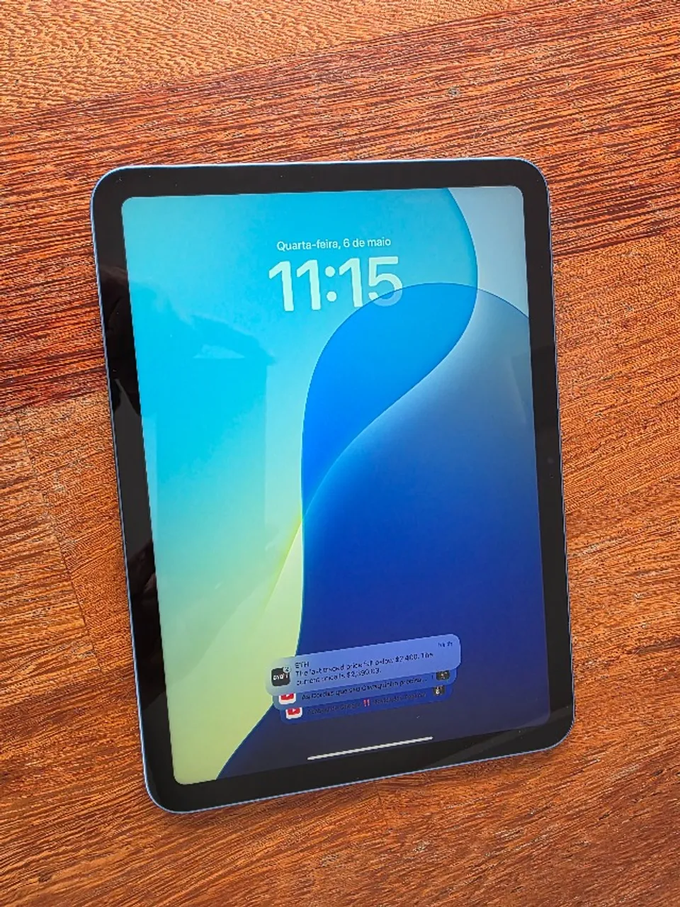 iPad　A16ブルー　128GB Apple iPad 2025 11ª geração (A16) 10.9