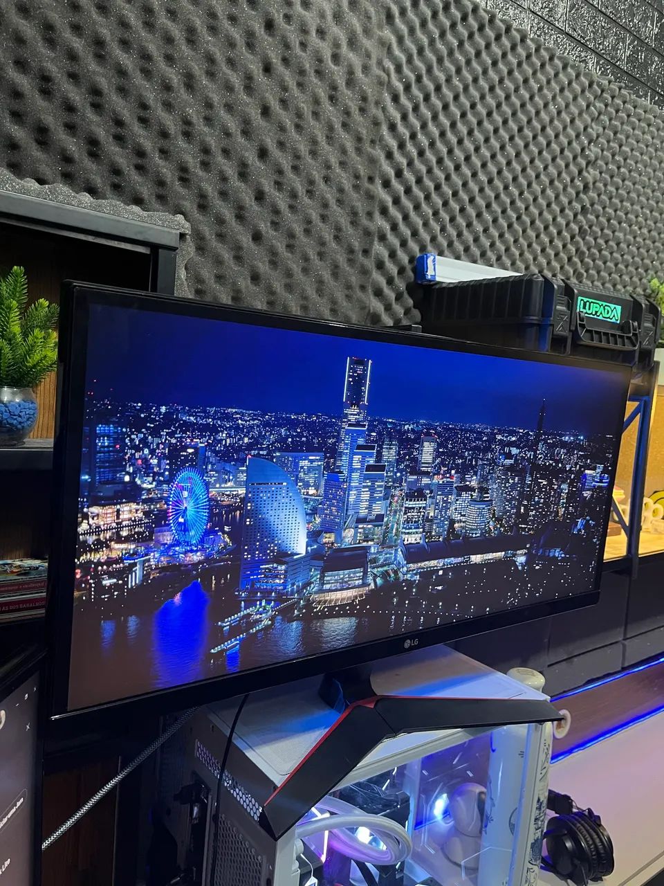 Monitor LG Ultrawide 29 polegadas IPS FULL HD novíssimo com caixa - Foto 2