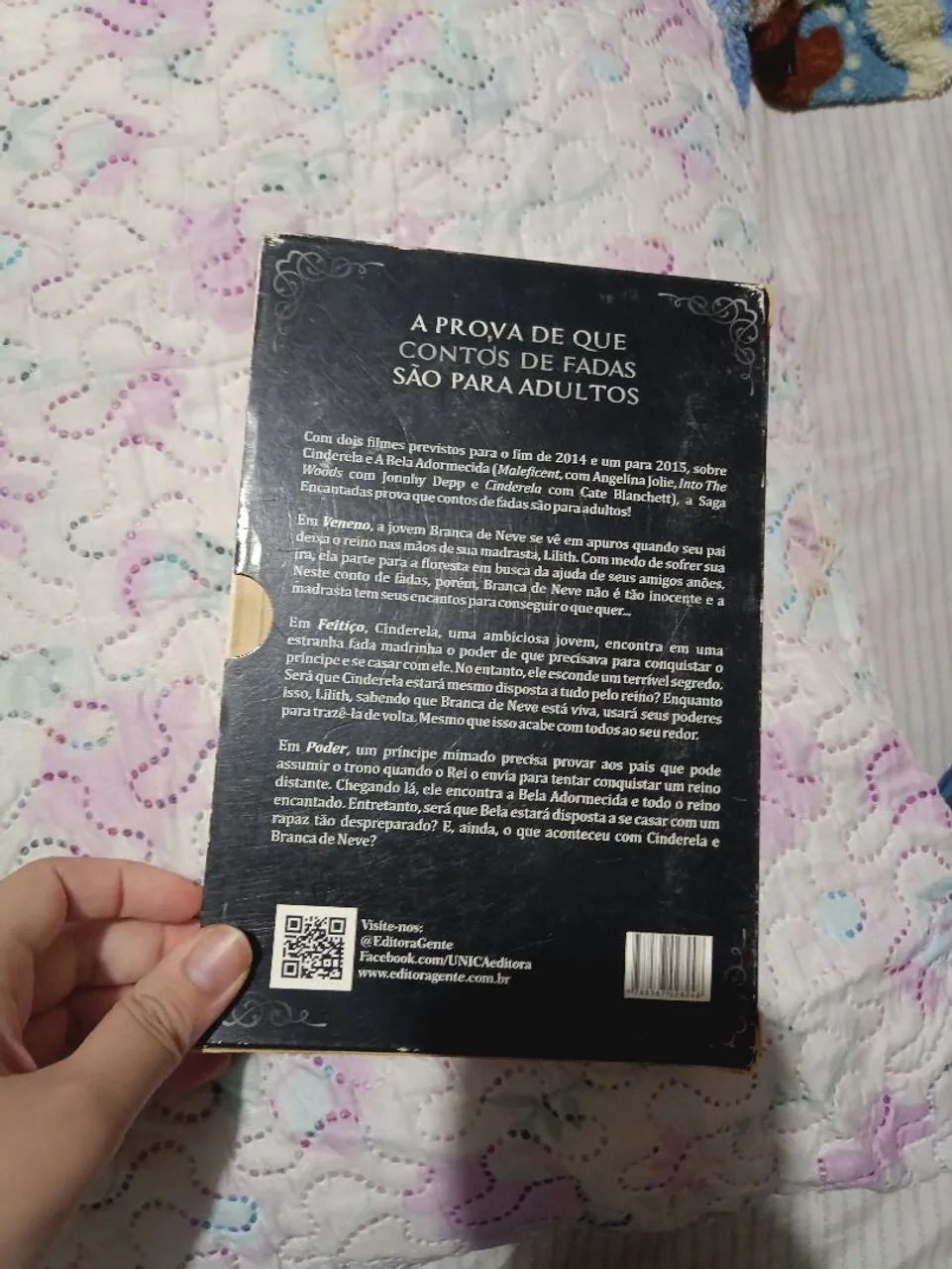 BOX SAGA ENCANTADAS - Foto 3