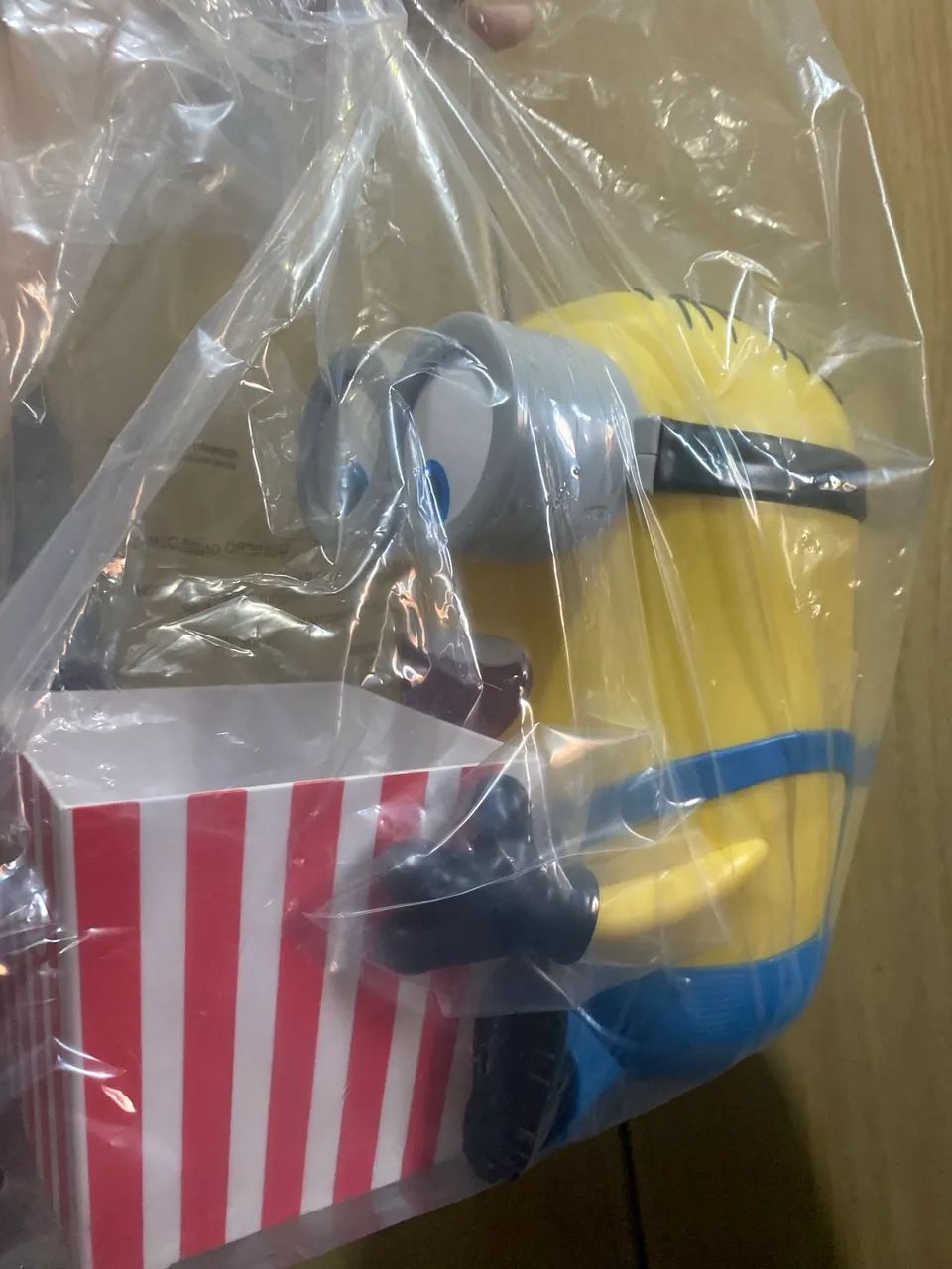 Balde Pipoca Minion Premium Cinemark - Minions e Monstros  - Foto 5