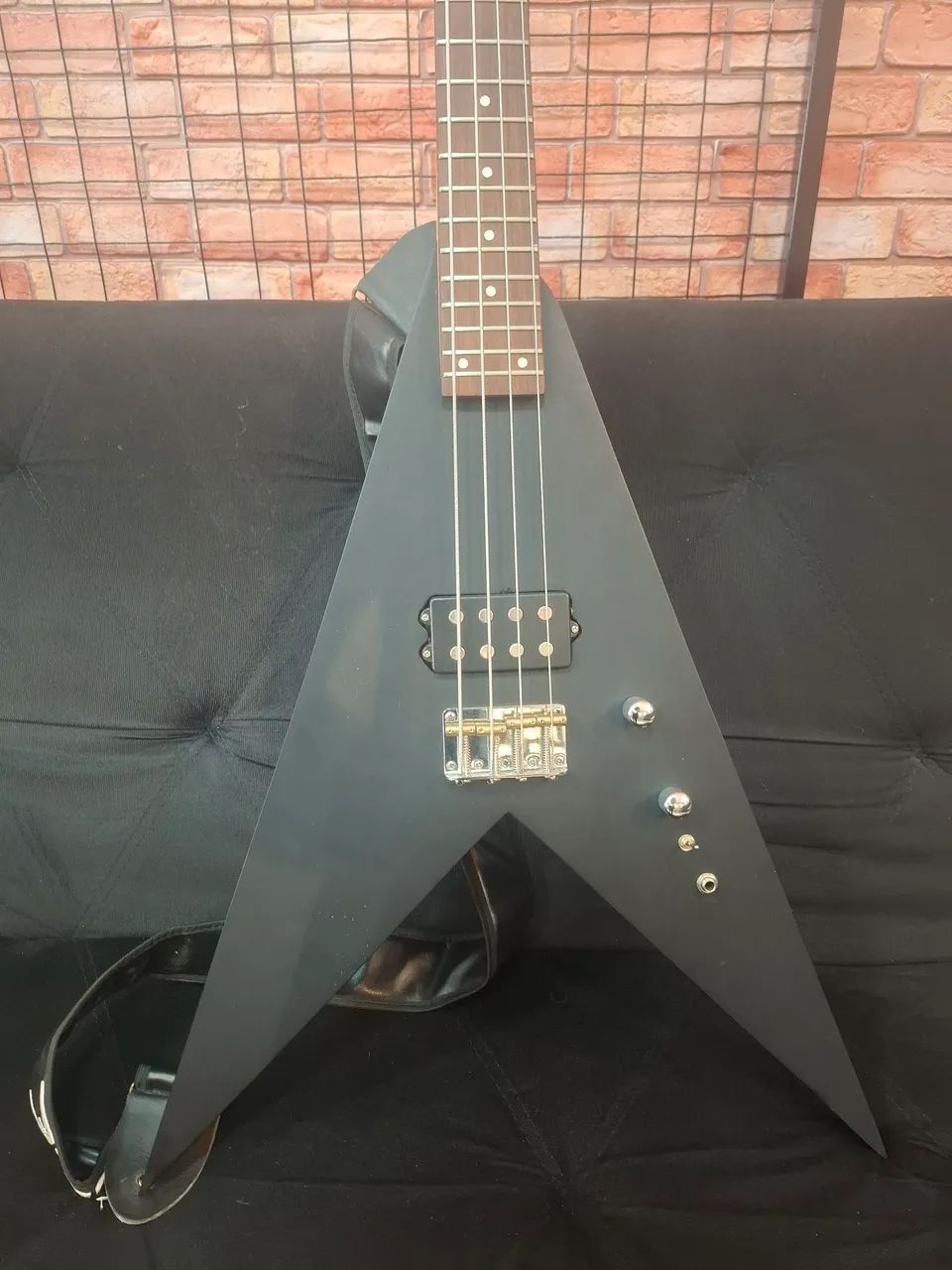 Baixo Flying V 4c  - Foto 2