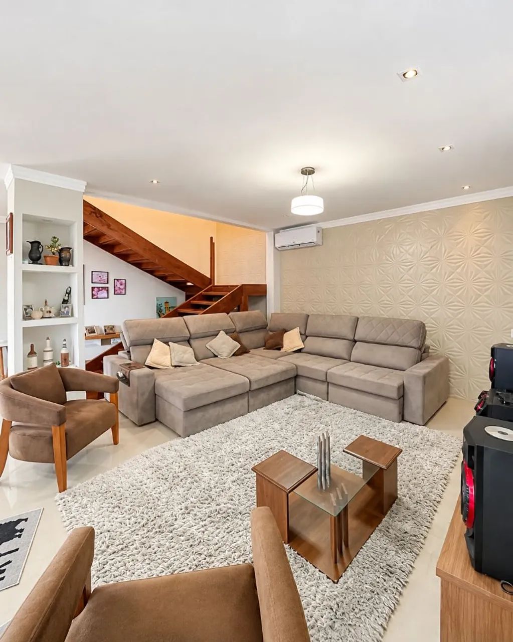 VENDO SUPER CASA COM PISCINA ! - Foto 3