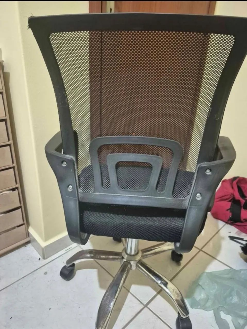 Cadeira de escritório - Foto 2
