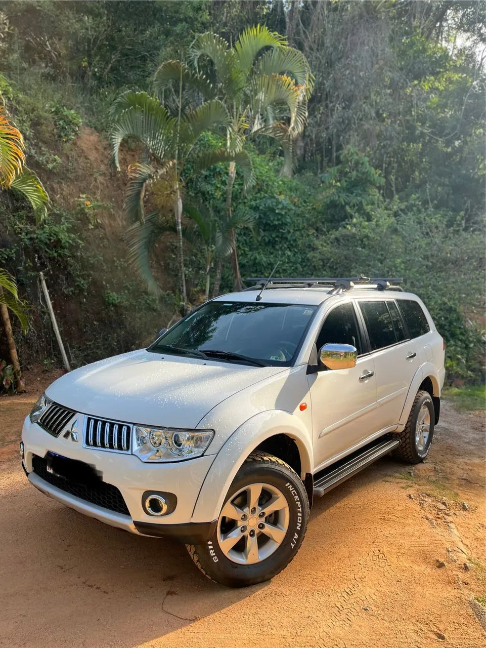 Mitsubishi Pajero 2013