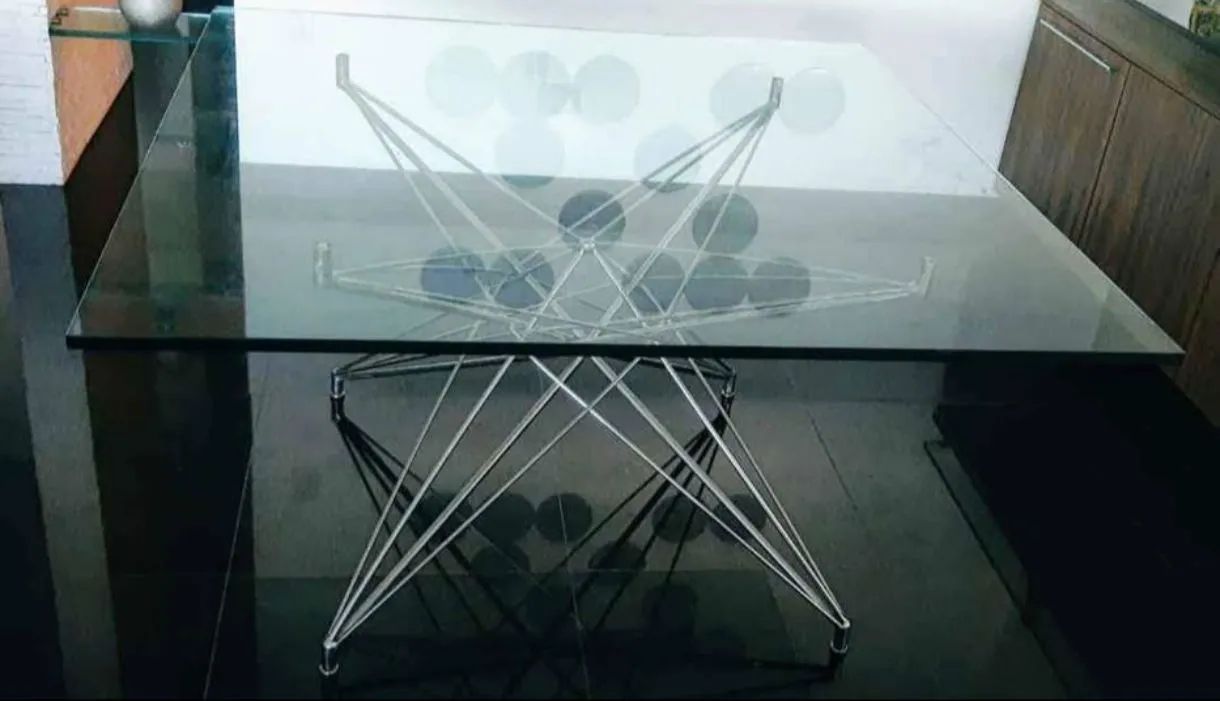 Mesa vidro 20mm com base inox estrela e 6 cadeiras acochoadas base inox. - Foto 3
