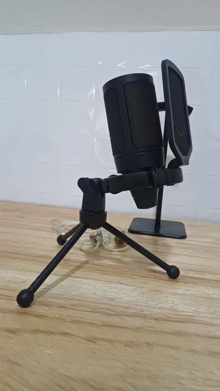 Vendo microfone, fone e suporte - Foto 4