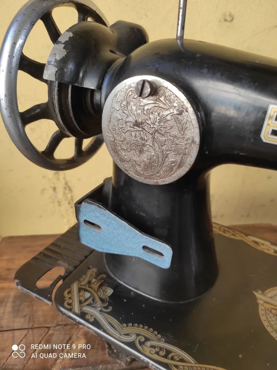Máquina de costura ELGIN, antiga: - Foto 5