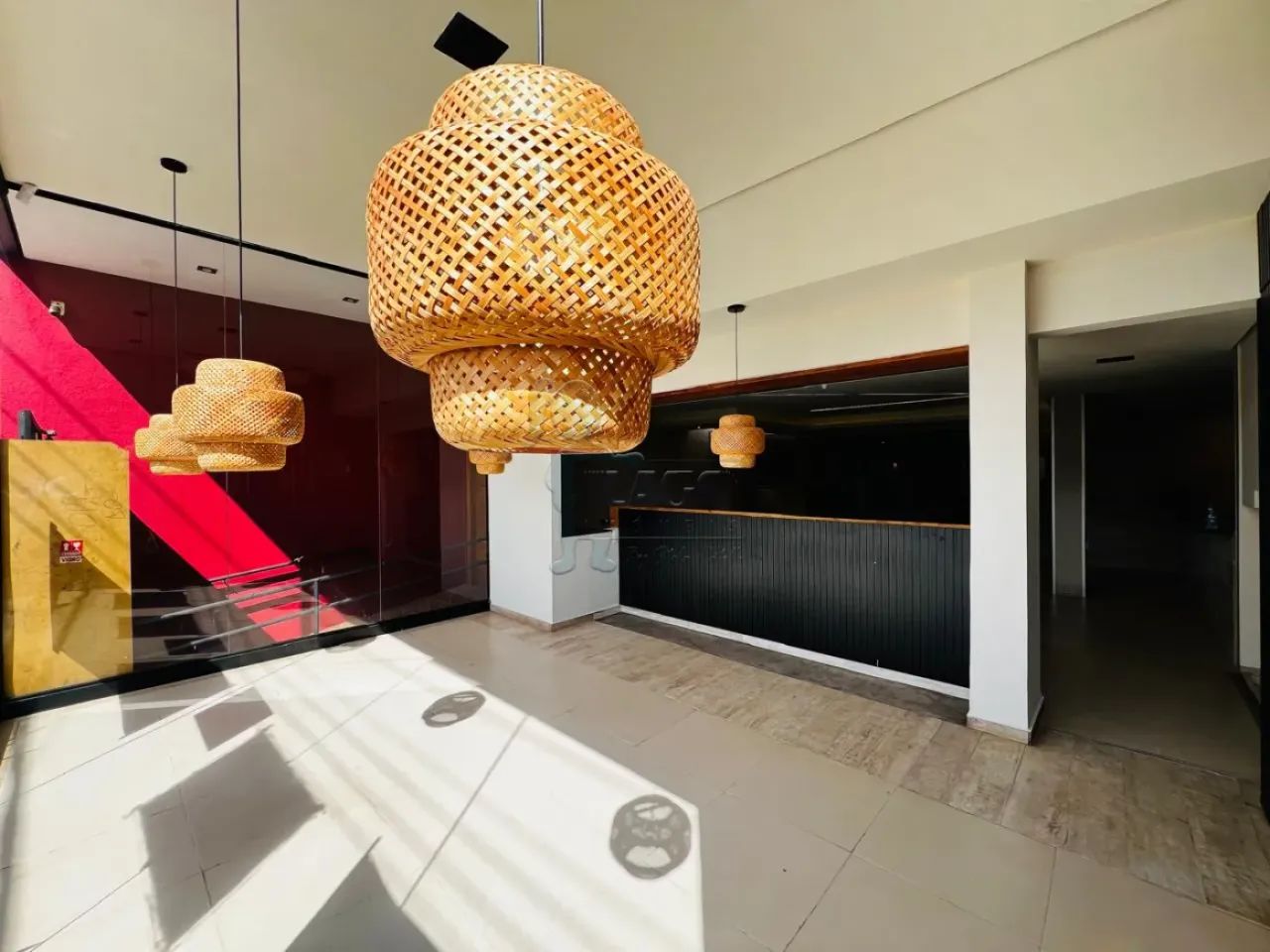 Imóvel comercial de 277,65m² disponível para venda e locação. - Foto 2