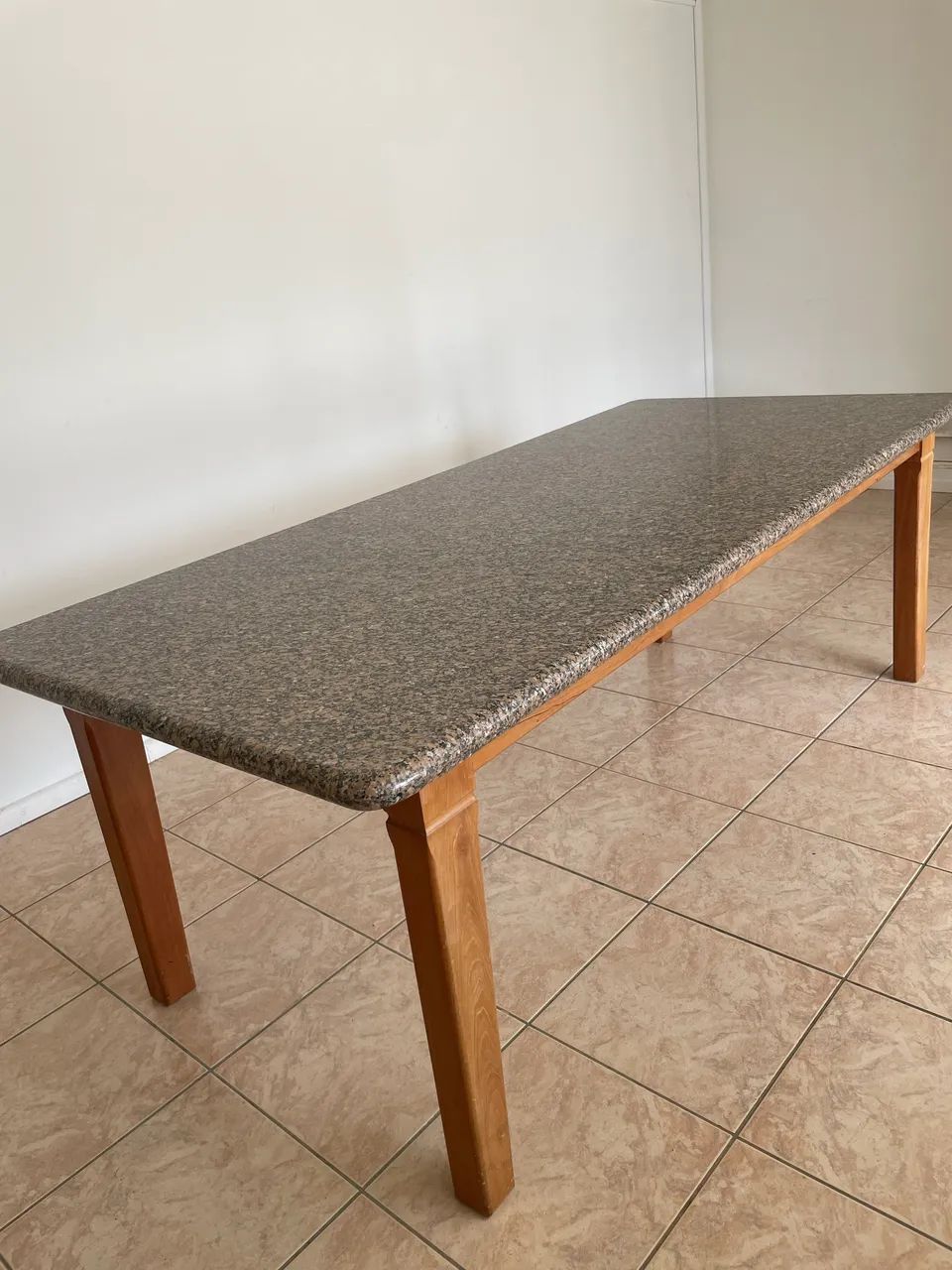 Mesa para 10 lugares: Madeira Maciça com Granito - Foto 2