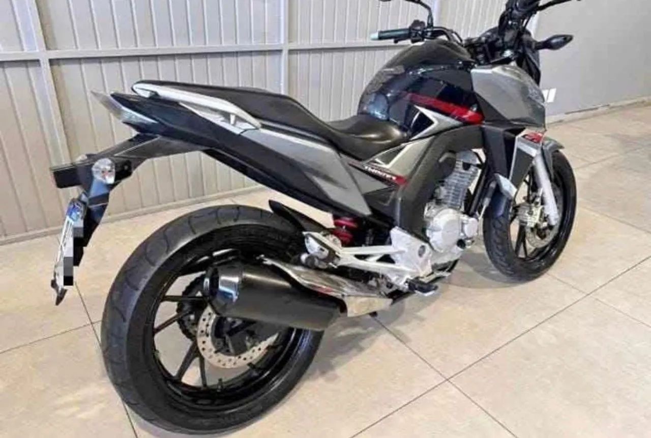 VENDO CB TWISTER / 2018 - Foto 5