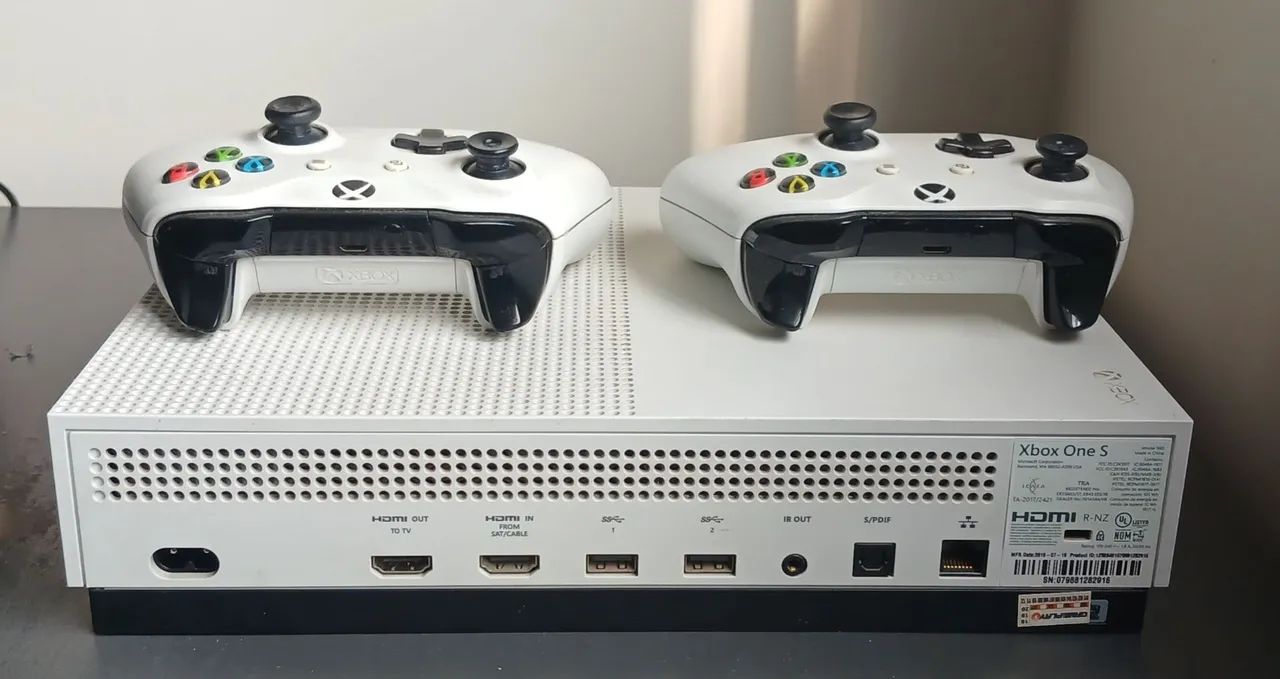 Xbox One S 1TB - Foto 3