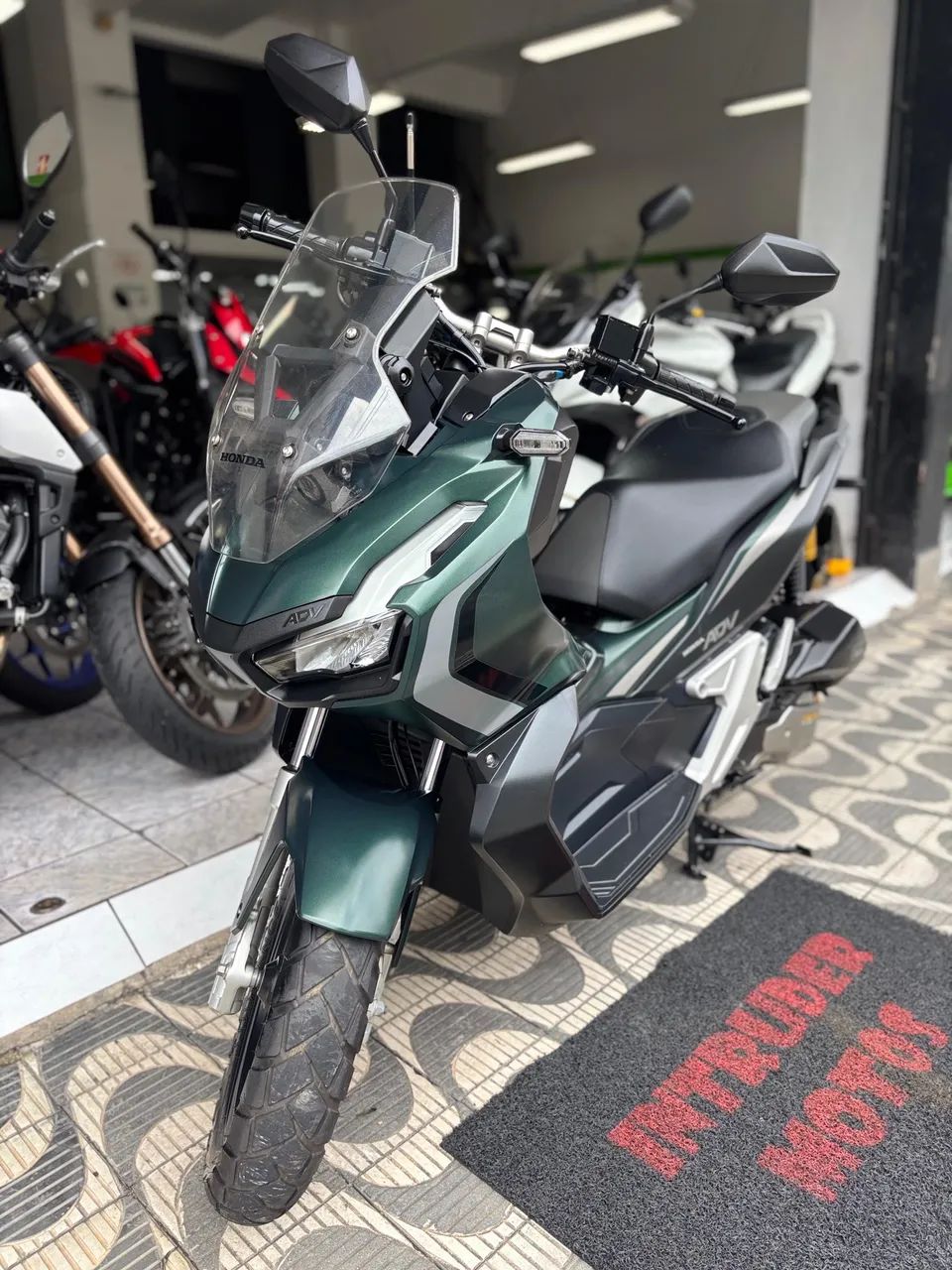 Honda adv 150  - Foto 5