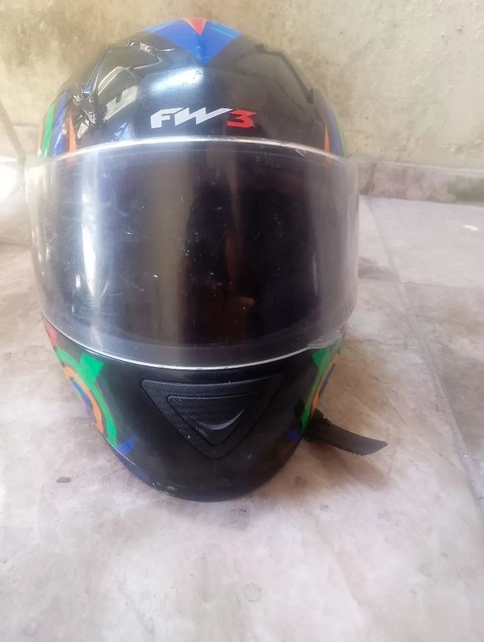 Capacete seminovo
