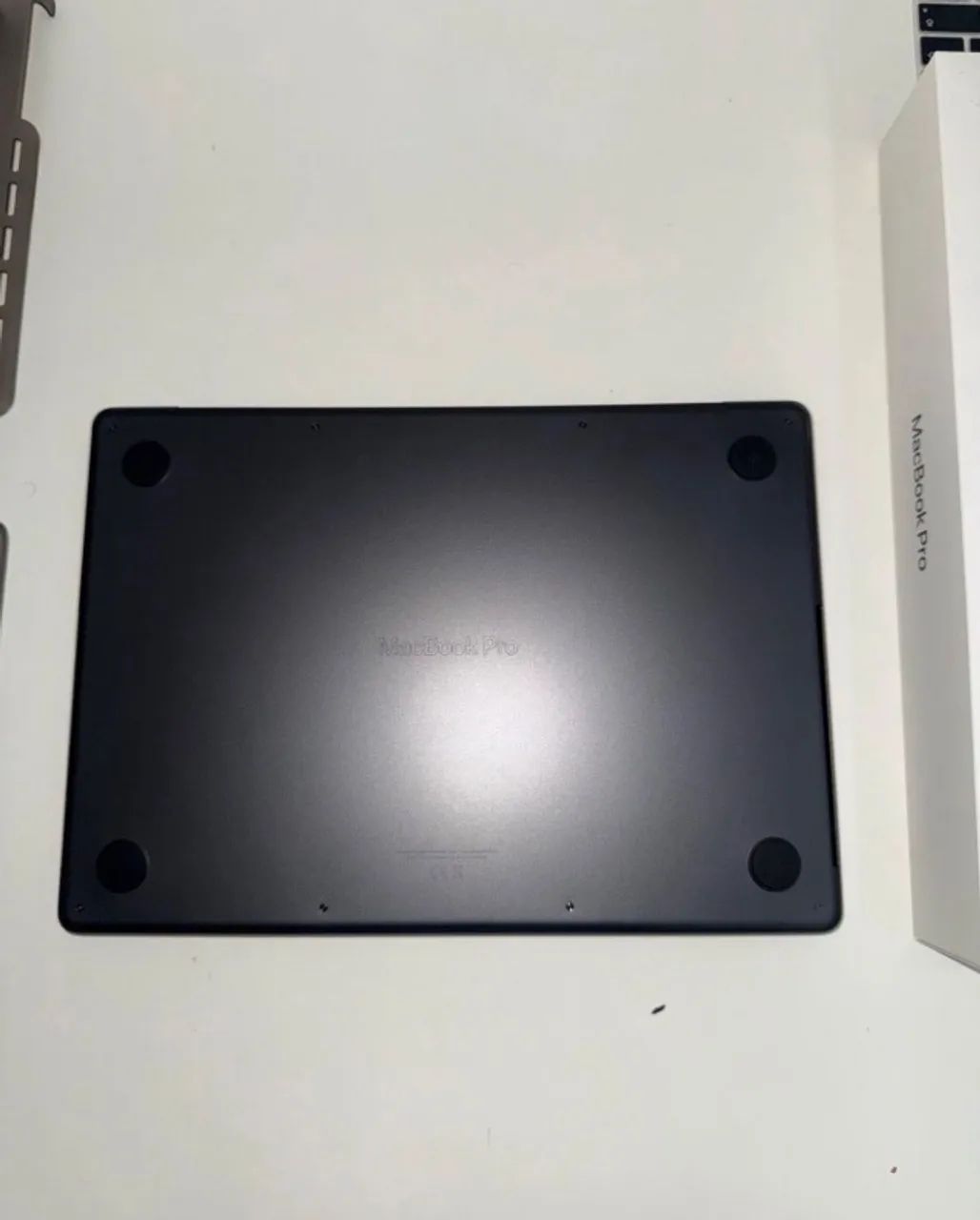 MacBook Pro M5 512GB - Foto 3