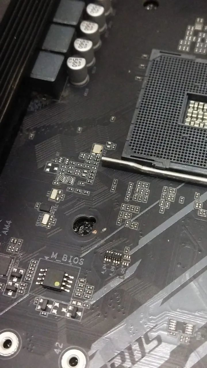 Placa-Mãe Gigabyte B550M Aorus  - Foto 3
