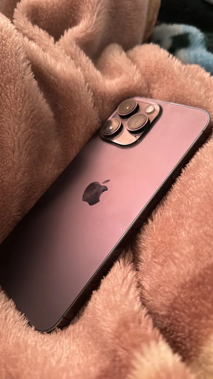 IPHONE 14 pro max roxo - Foto 2