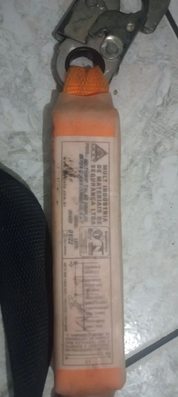 Trava quedas semi novo $ 100 - Foto 4