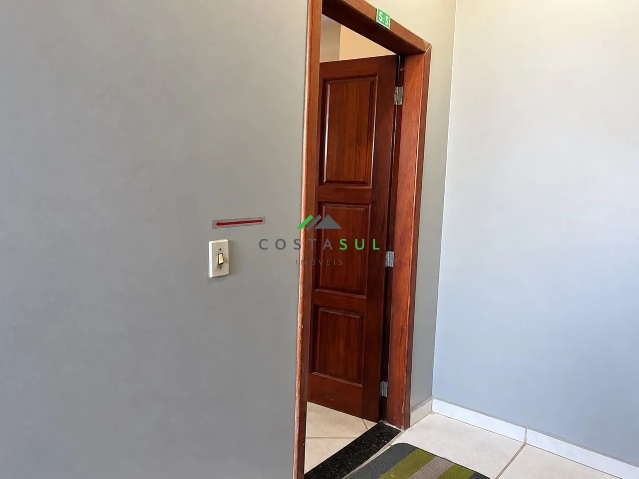 SALA COMERCIAL À VENDA NO CENTRO DE IMBITUBA/SC | EXCELENTE OPORTUNIDADE DE INVE - Foto 3