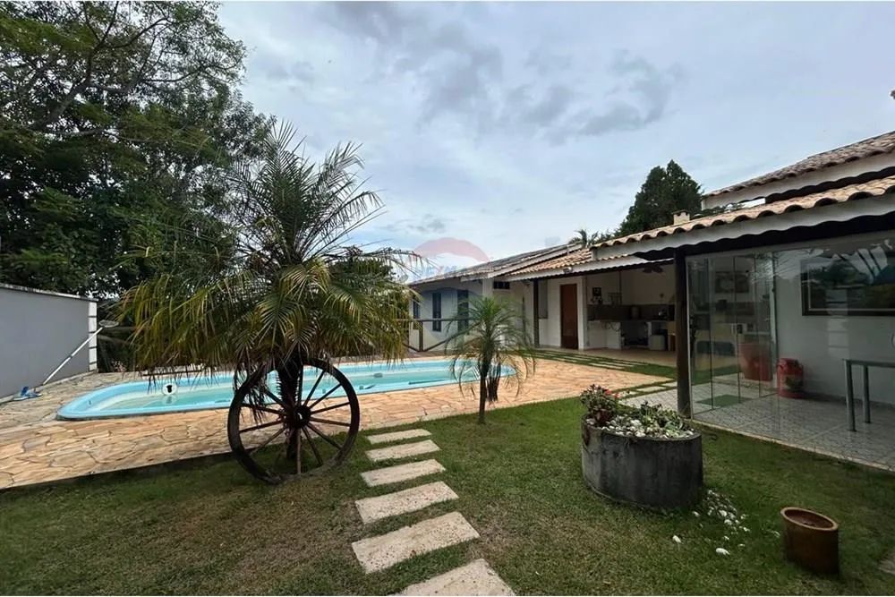 Casa térrea com 3 dormitórios no Maracanã em Jarinu/SP