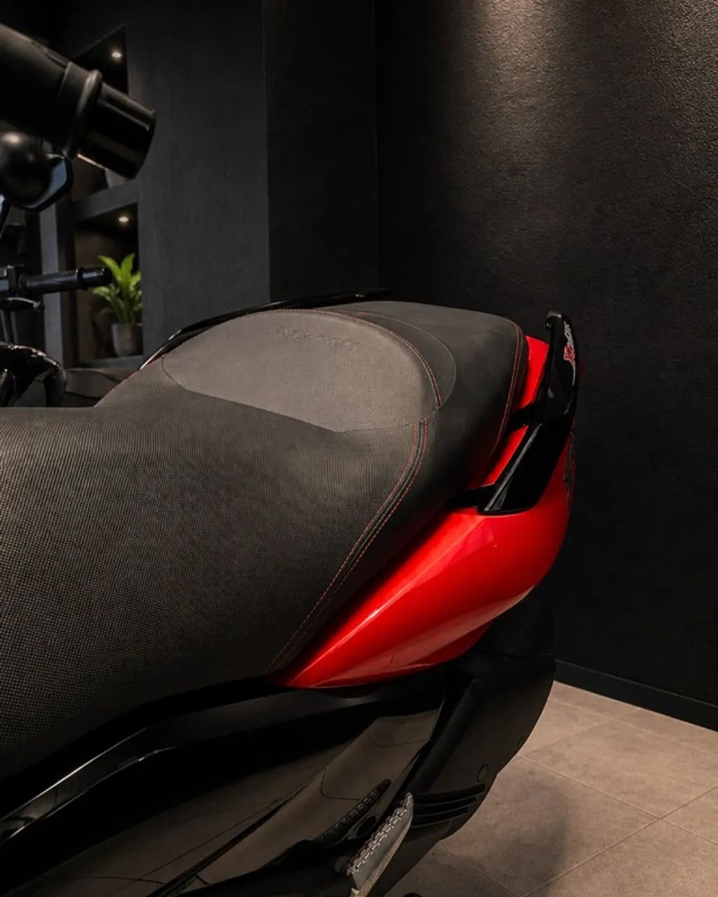  YAMAHA XMAX 250 2023 - Foto 3