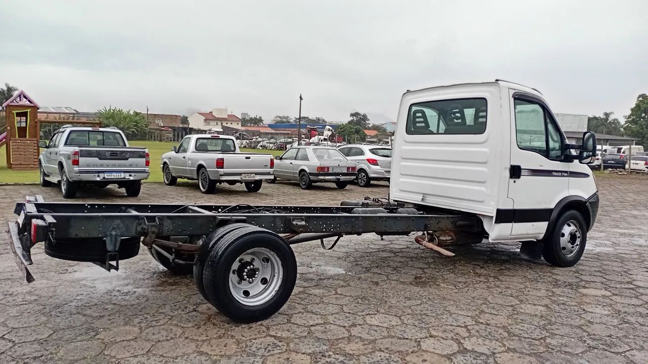 IVECO DAILY 70C16 CHASSI - Foto 2
