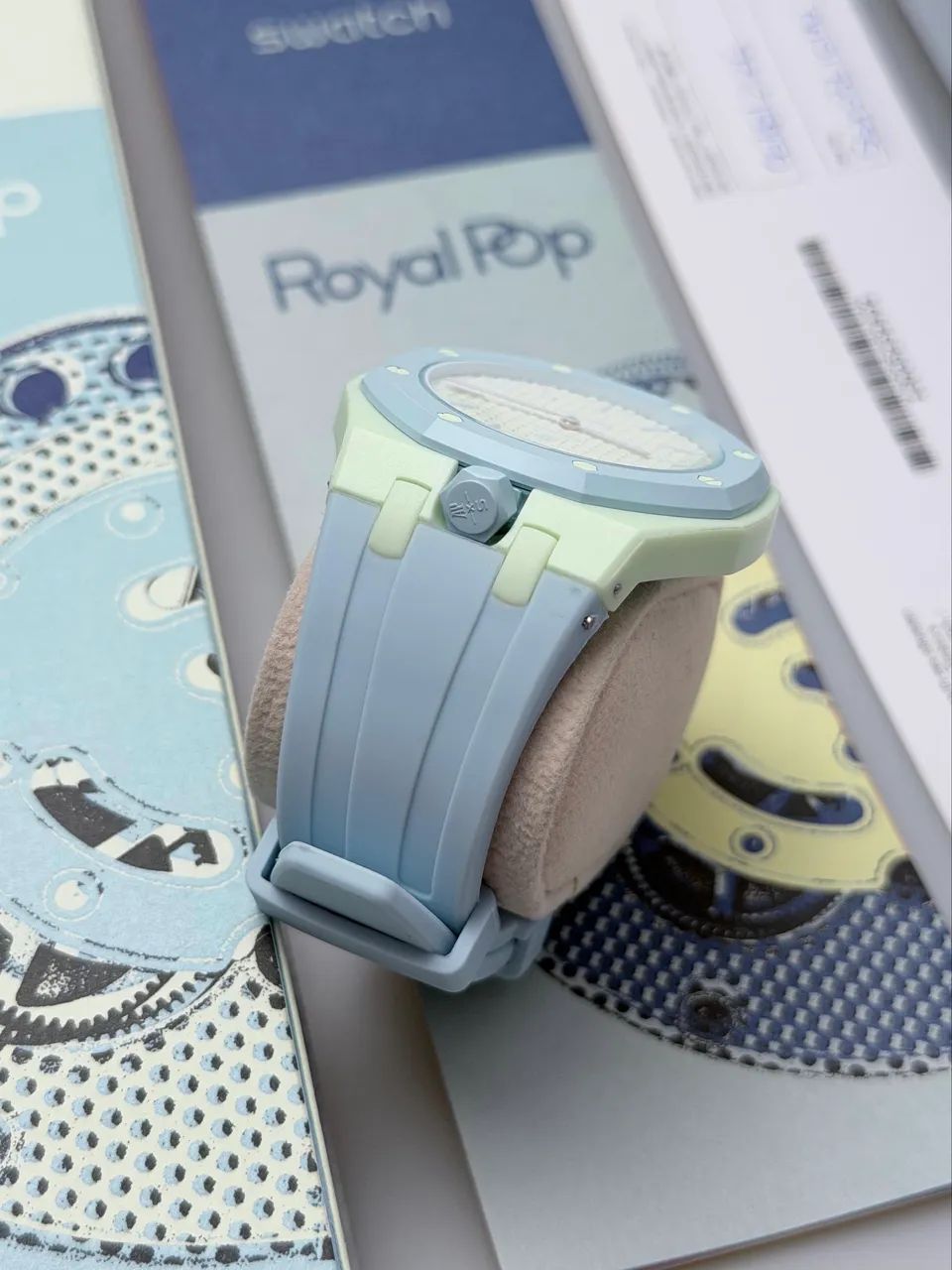 Audemars Piguet X Swatch / Royal Pop  - Foto 4