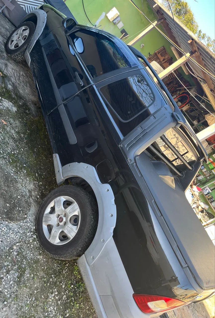 Fiat Strada Working Celeb.1.4 Fire Flex 8V CD 2013 - Foto 3