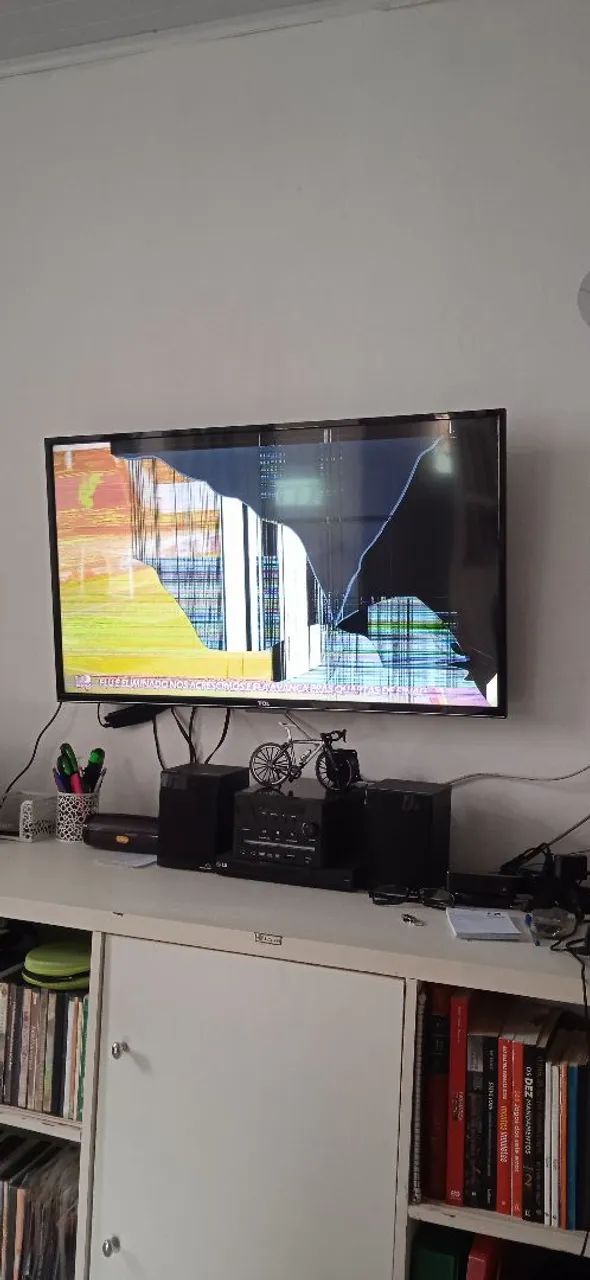 Tv TCL de 40 Polegadas Sai Som, Display Com Avaria  - Foto 5
