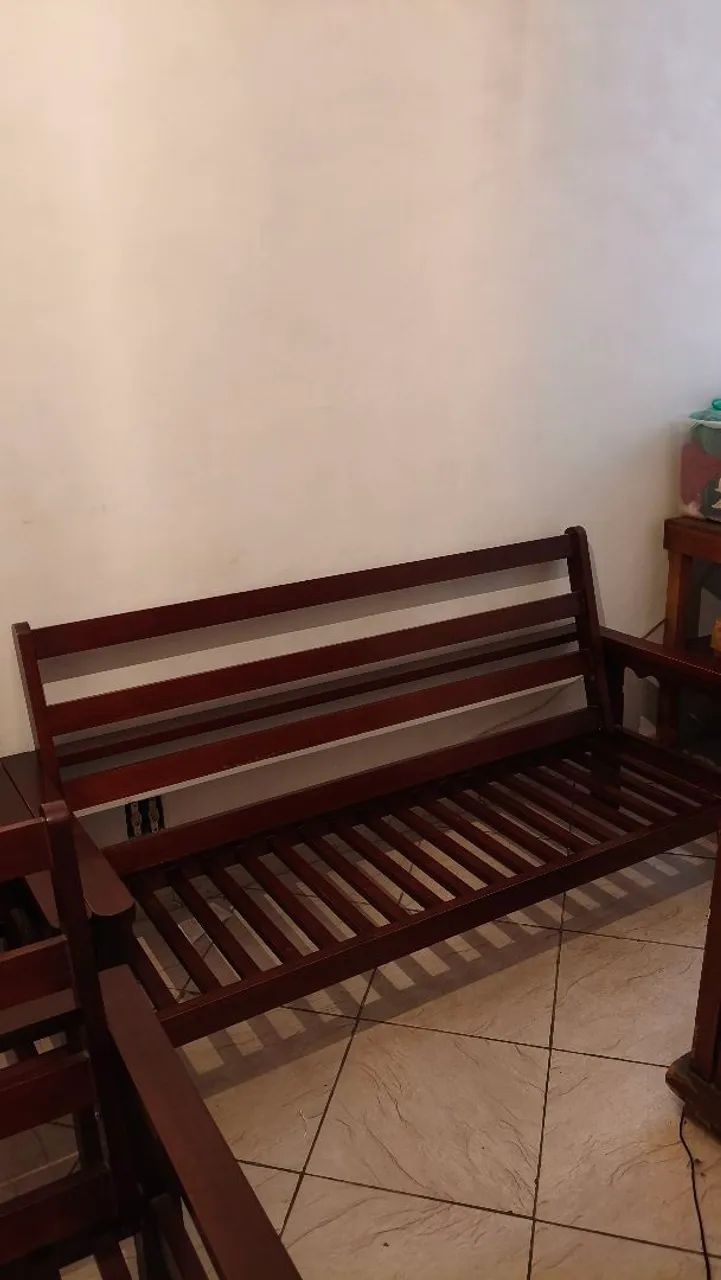 Conjunto de Sofás de Madeira  - Foto 2