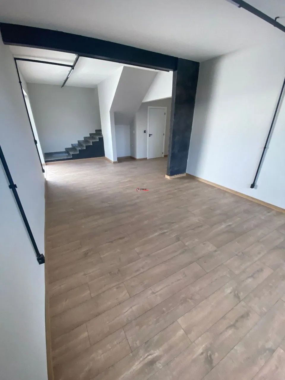 Casa Comercial 271m² Colégio Batista