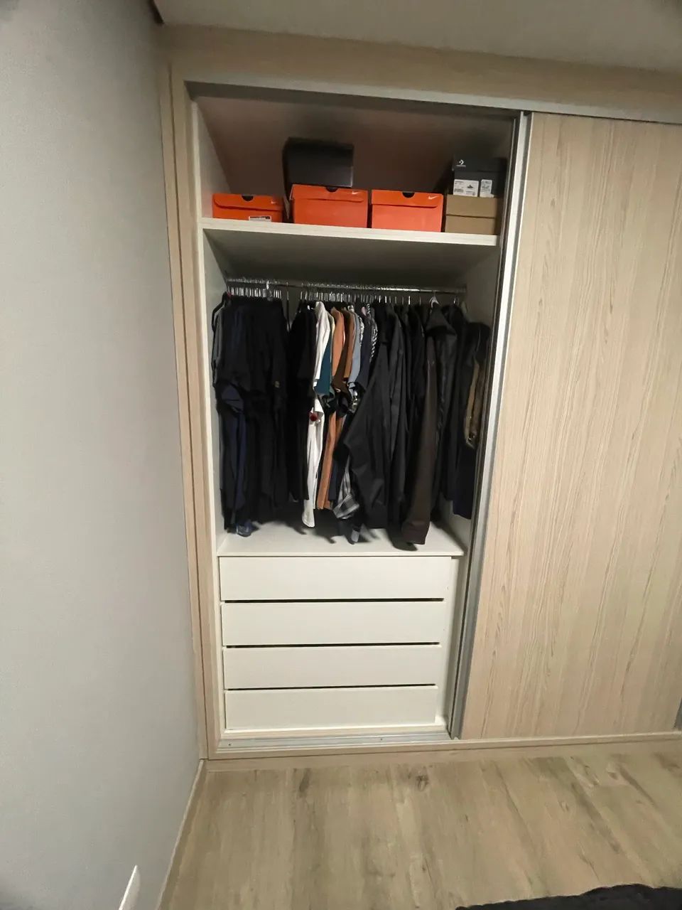 Guarda roupa planejado usado