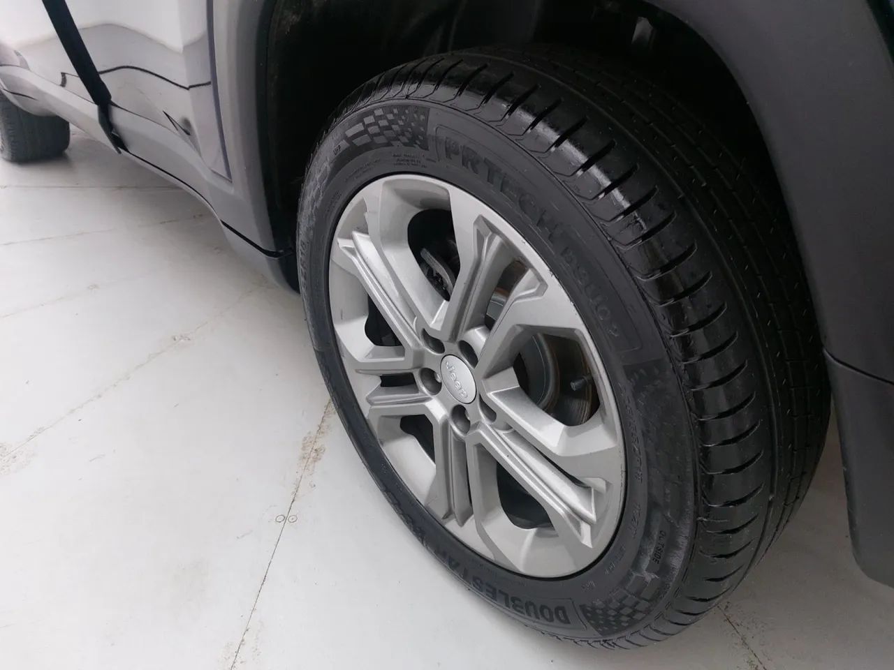 Jeep Compass LONG. T270 1.3 TB 4x2 Flex Aut., foto 11 de 18