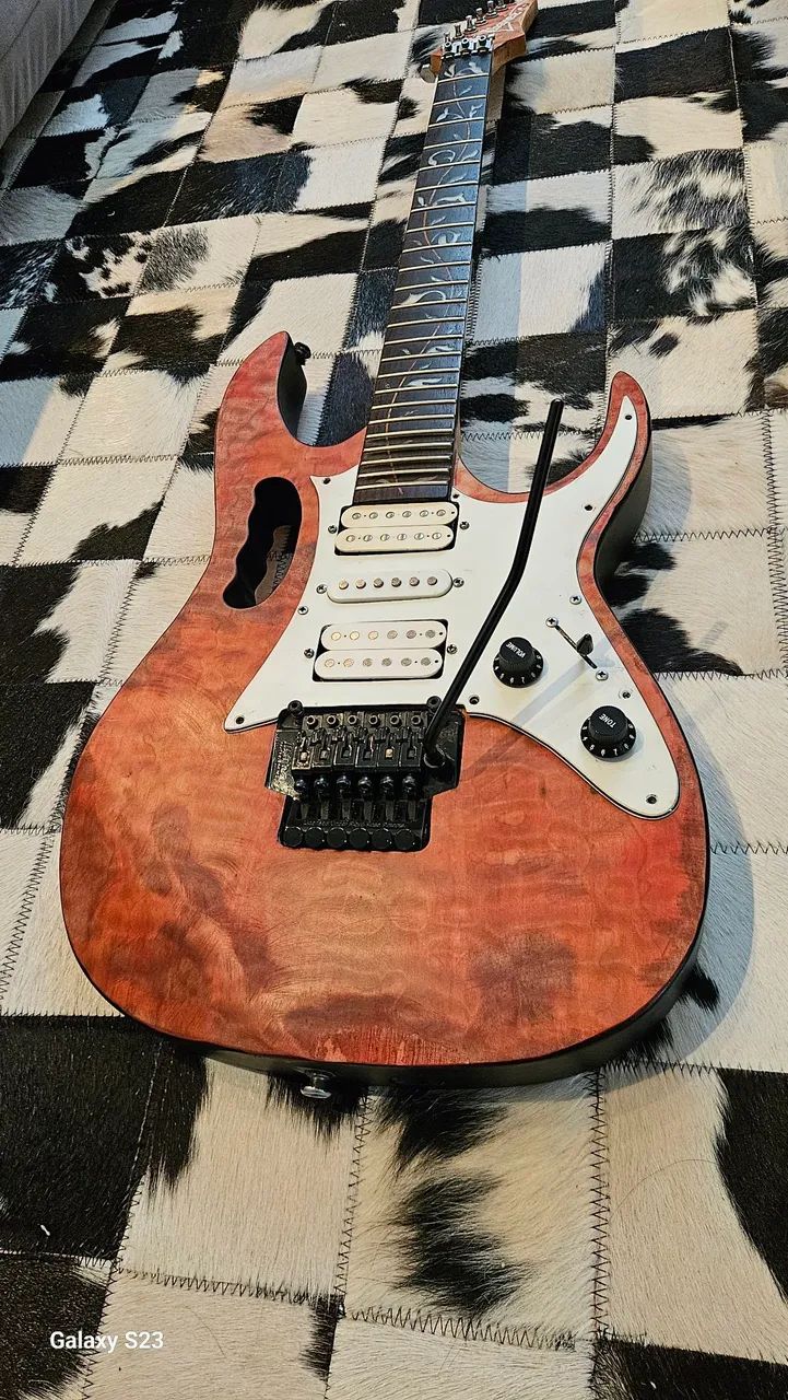 Guitarra Ibanez  - Foto 2