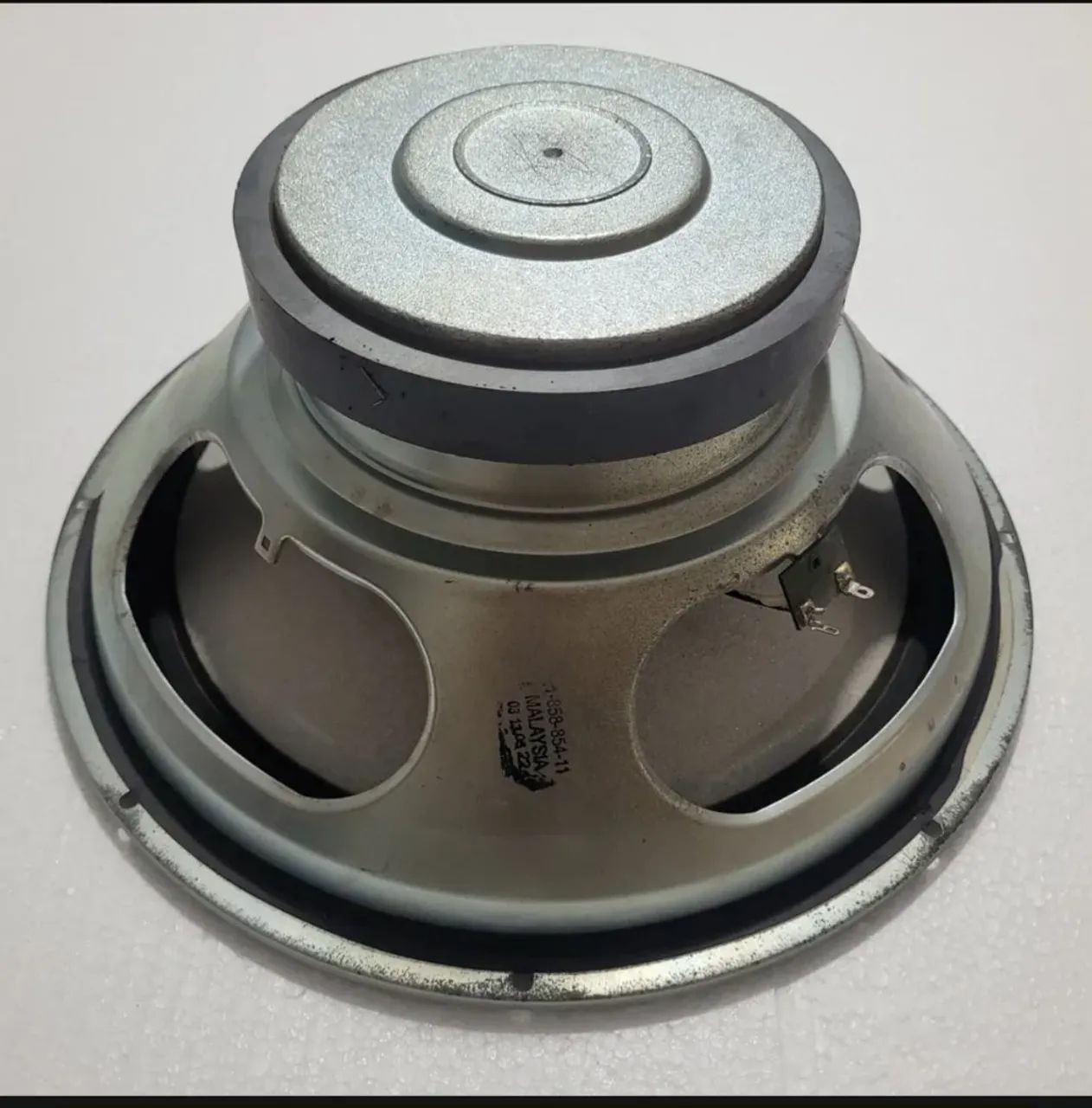 Par de caixas Sony com divisor de frequência 64kg - Foto 4