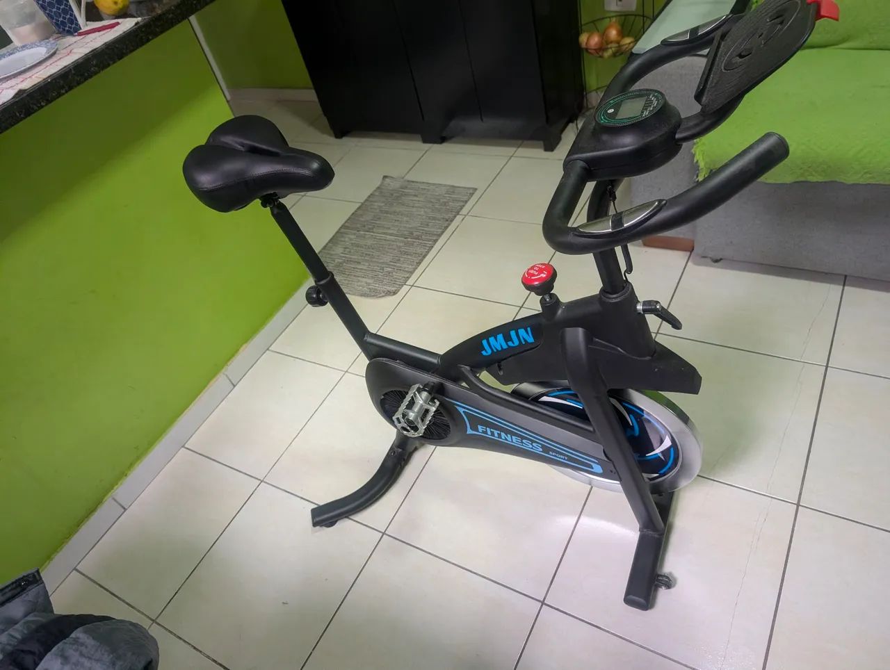Bicicleta ergométrica, nova, sem uso, muito zerada - Foto 2