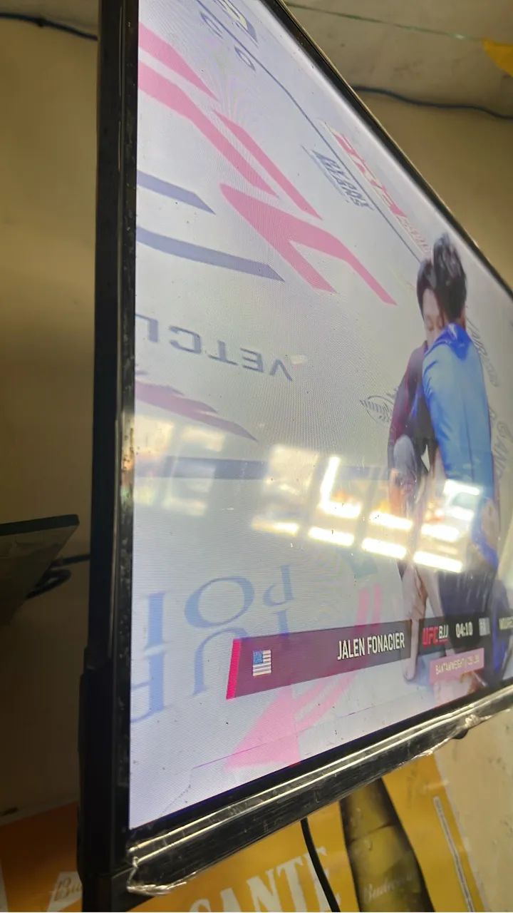TV TCL 32 polegadas Android ,em perfeito estado - Foto 3